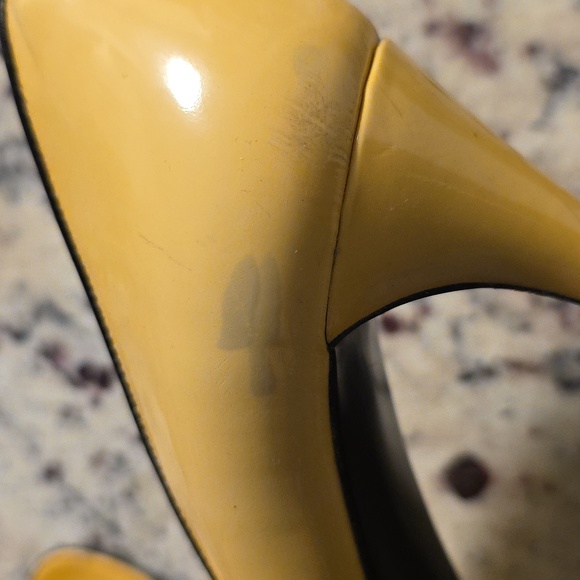 PREVIOUSLY LISTED! Prada peep toes size 39.5 - Picture 11 of 12